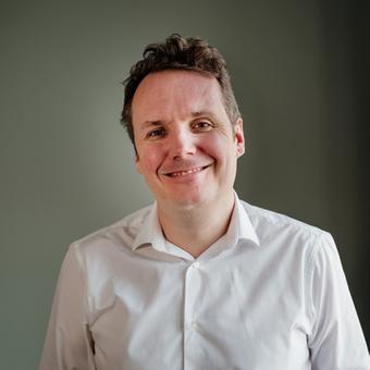 Alex Skinner - headshot 2025.jpg